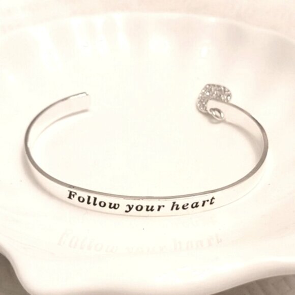 Silver Plated Affirmation Open Cuff Bangle Bracelet Heart Charm - Picture 1 of 3